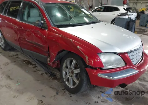 2005 Chrysler Pacifica Touring z USA, uszkodzony, nr VIN 2C8GF684X5R655270